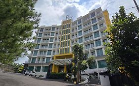 Point C Hotel